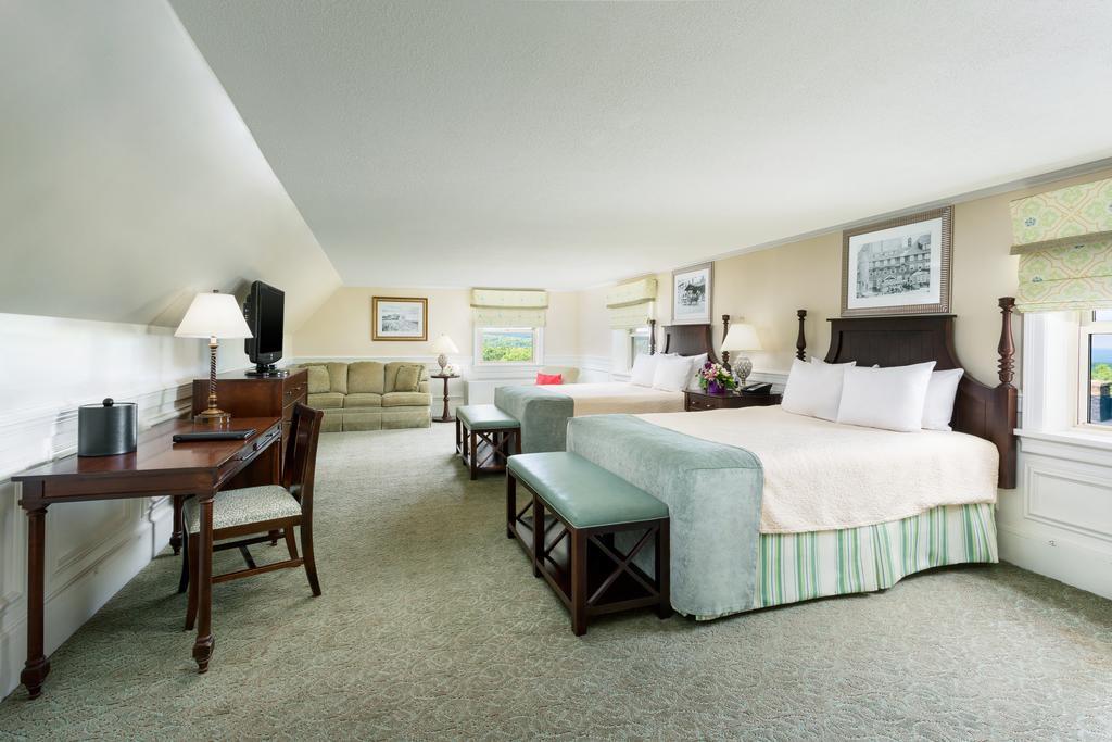 And Resort Pocono Manor