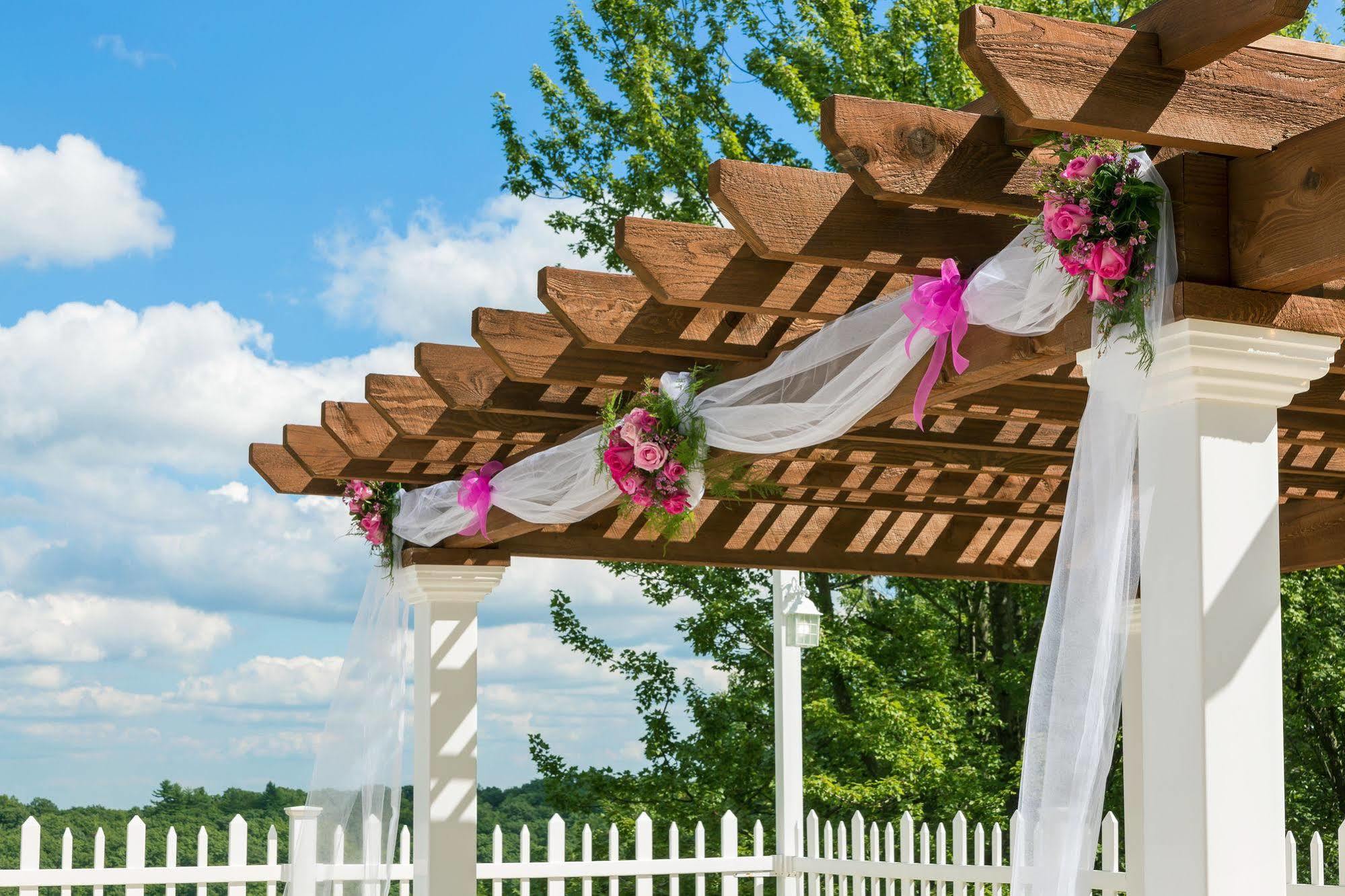 And Resort Pocono Manor